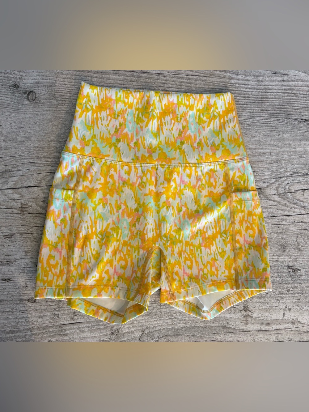 Born Primitive Women’s Small Athletic Biker Shorts Yellow Abstract Print Pockets - Picture 2 of 10